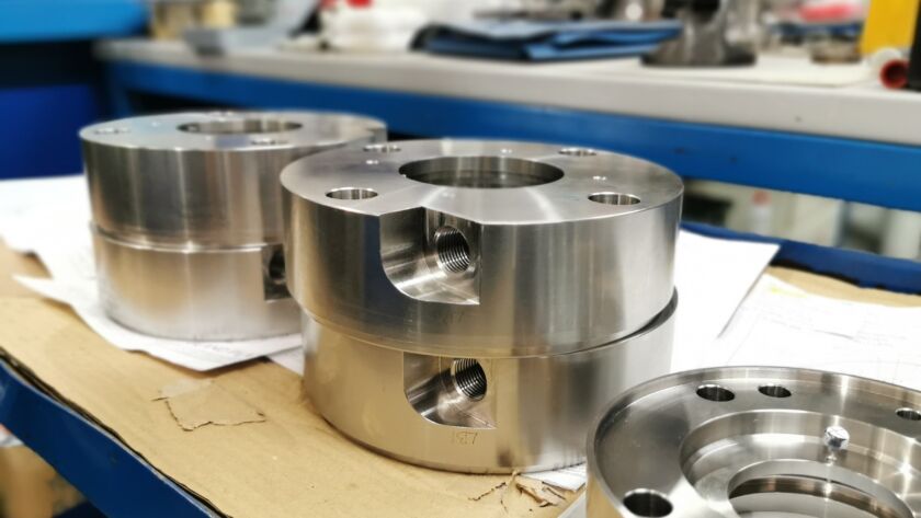 Flange 9